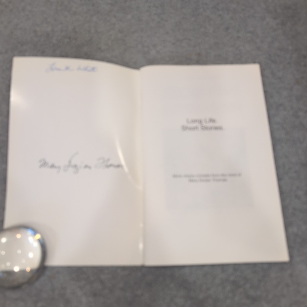 Long Life Short Stories Mary Dozier Thomas Signed Paperback Memoirs Anthology - Picture 2 of 3